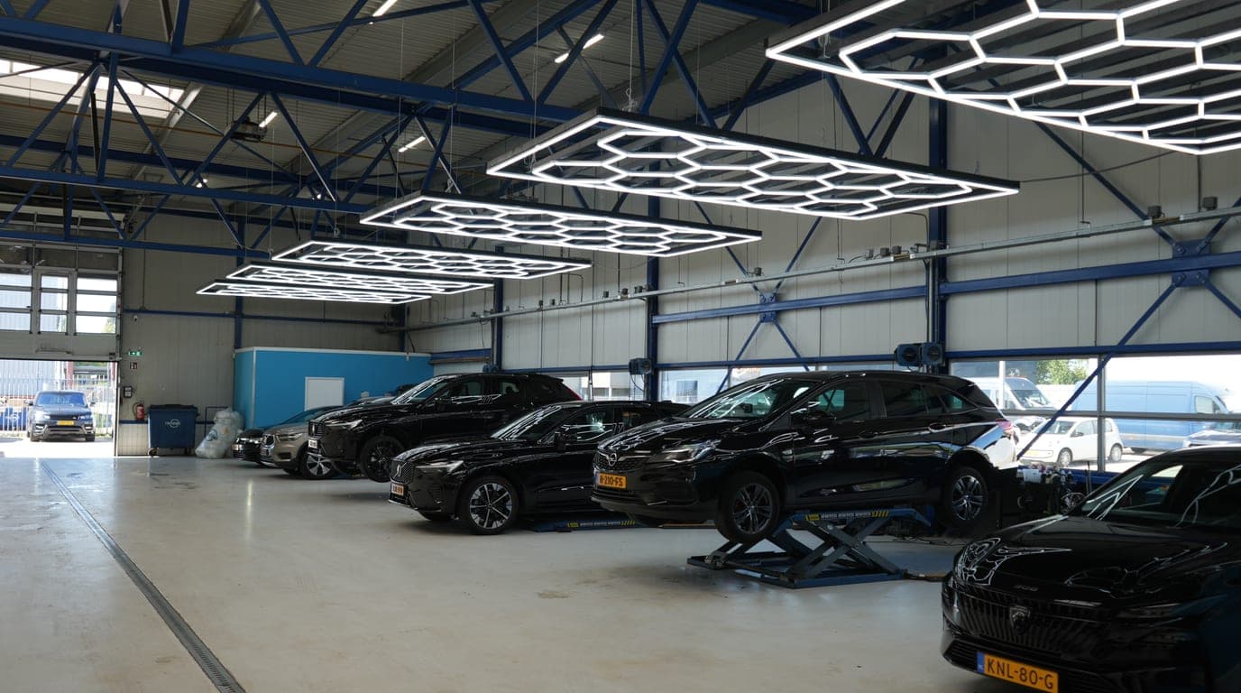 Keramische coating bij Carisma Detailing Groningen